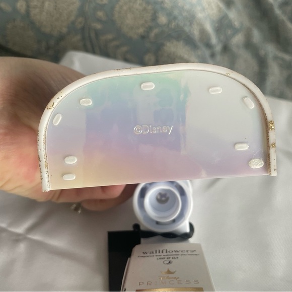 Bath and Body Works Disney Princess Cinderella Castle Wallflower Plug Projector - Picture 6 of 11